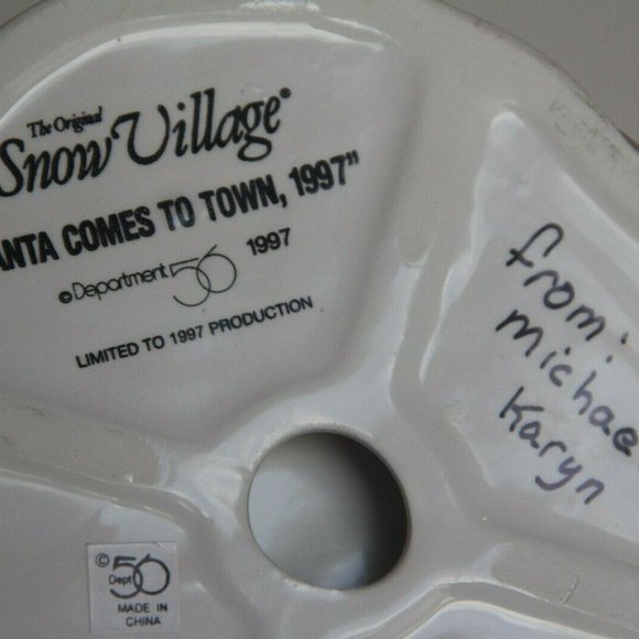 Dept 56 Snow Village Figurine 1997 Santa Comes To - Picture 5 of 5